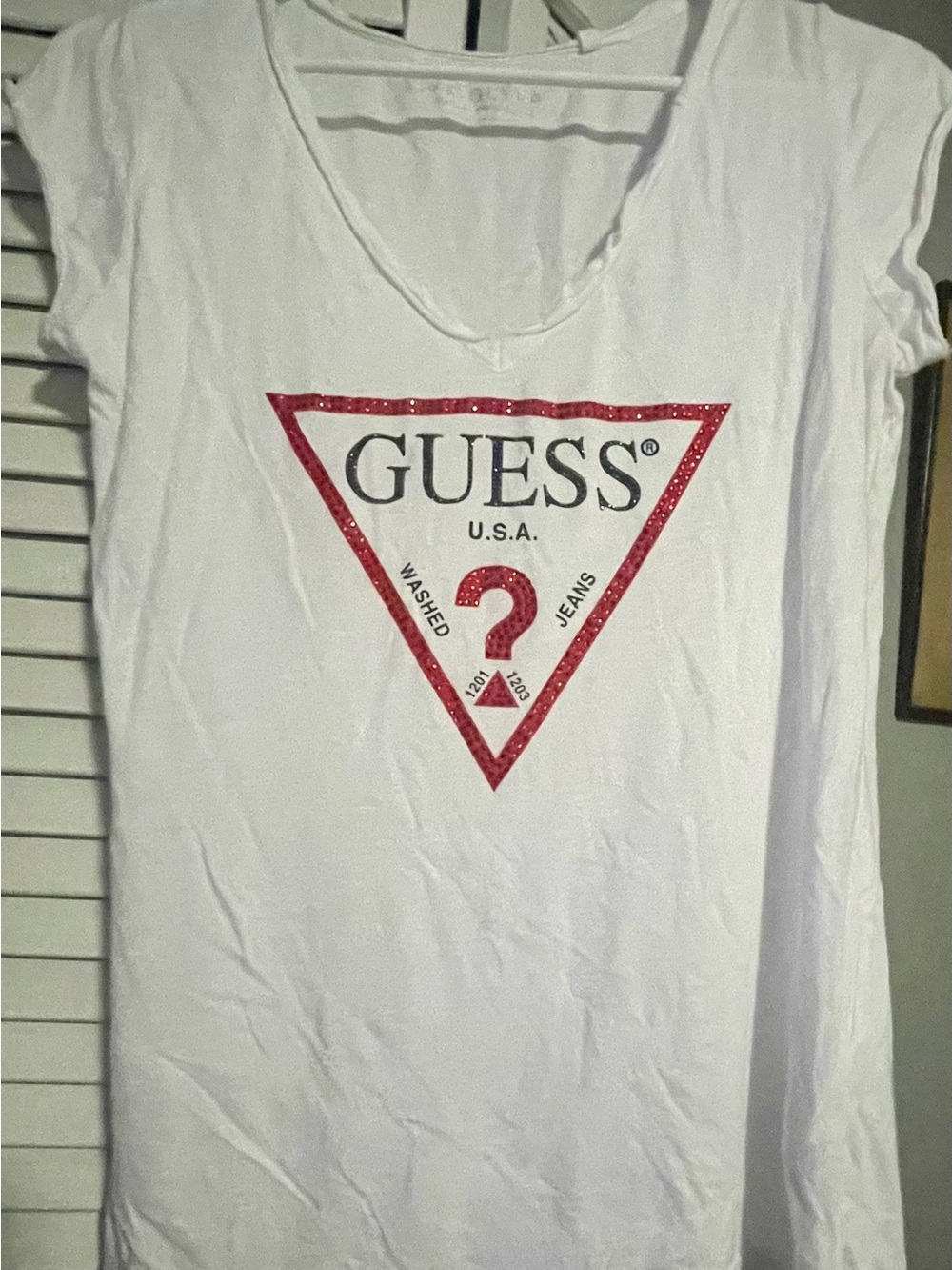 GUESS Jeans Iconic Red Rhinestone Triangle Logo V-Neck Tee - White
